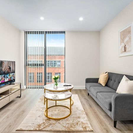 Brand New Luxury Apartment - 2 Bedroom - City Centre - Jq - Wifi - Netflix - 10Ah Бирмингам Екстериор снимка