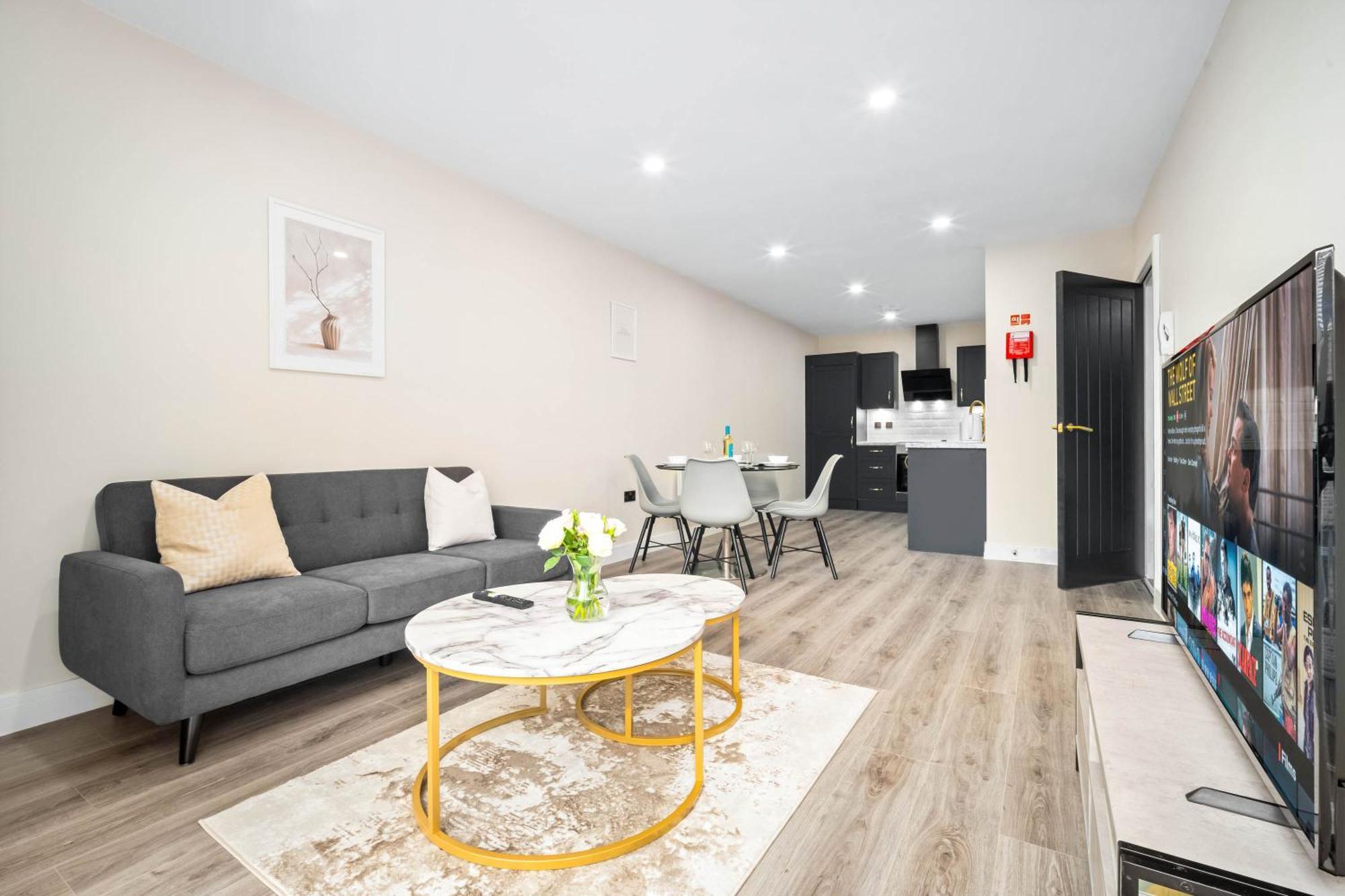 Brand New Luxury Apartment - 2 Bedroom - City Centre - Jq - Wifi - Netflix - 10Ah Бирмингам Екстериор снимка