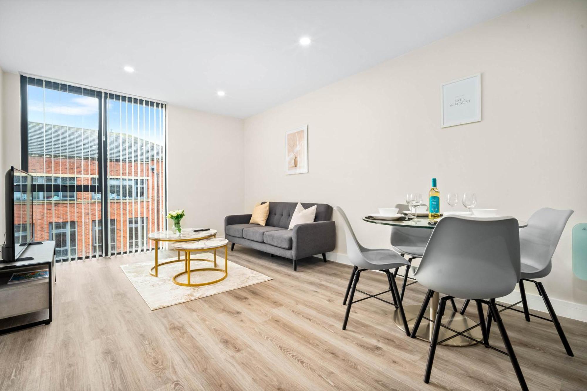 Brand New Luxury Apartment - 2 Bedroom - City Centre - Jq - Wifi - Netflix - 10Ah Бирмингам Екстериор снимка