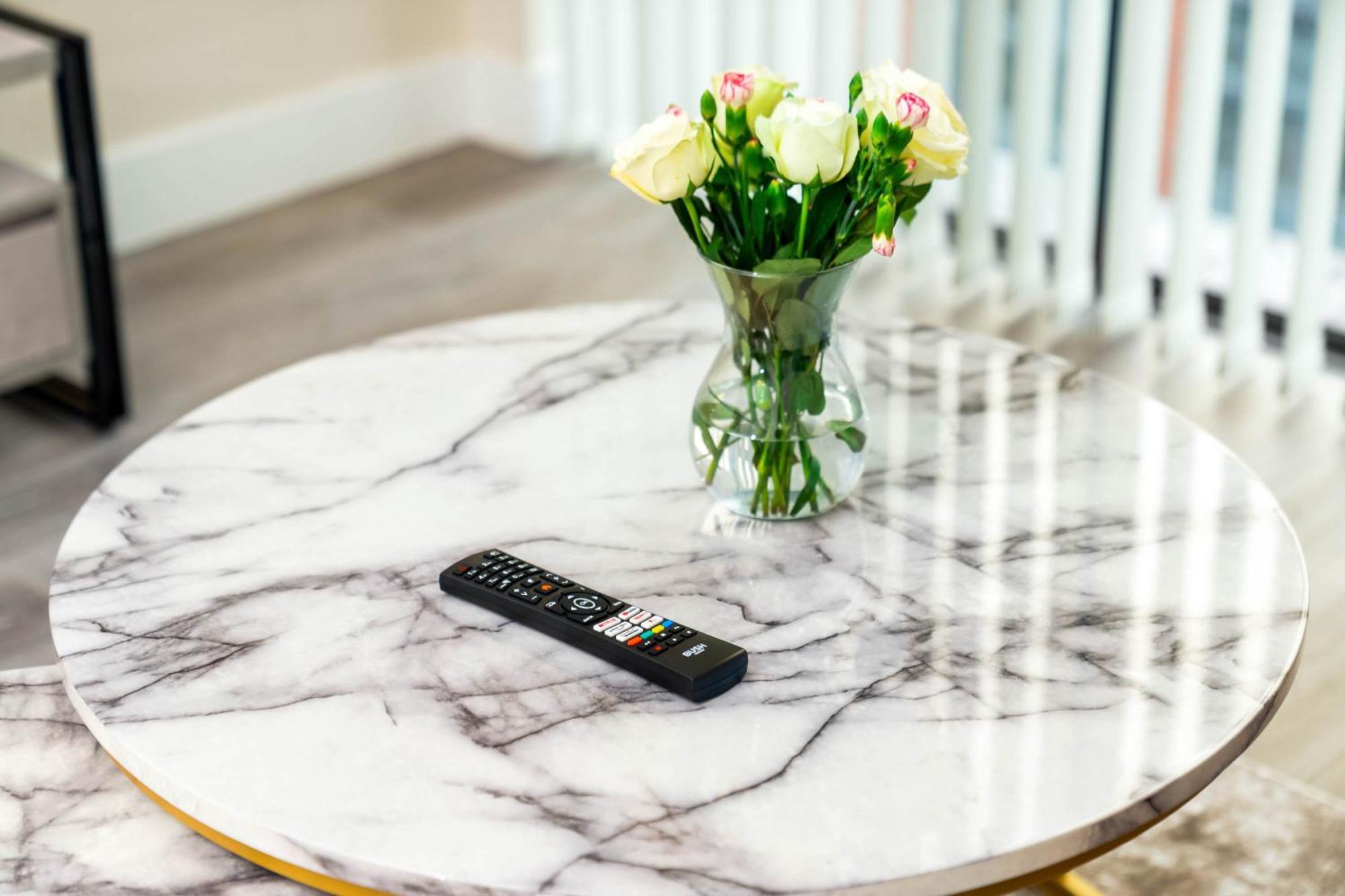 Brand New Luxury Apartment - 2 Bedroom - City Centre - Jq - Wifi - Netflix - 10Ah Бирмингам Екстериор снимка